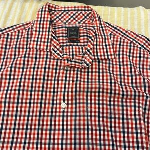 Men’s long sleeve button up shirt